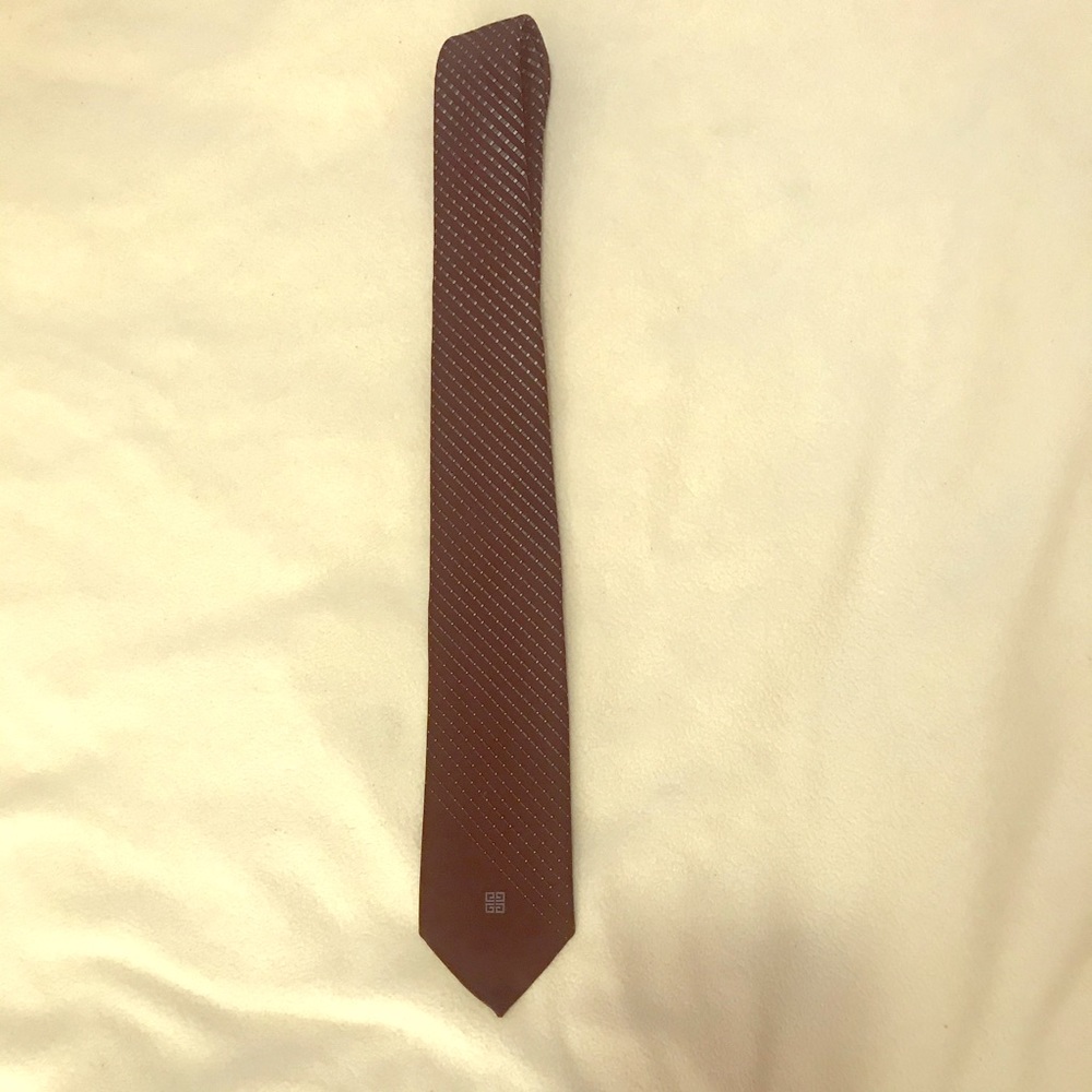 GIVENCHY Gentleman Paris Extra Long Tie